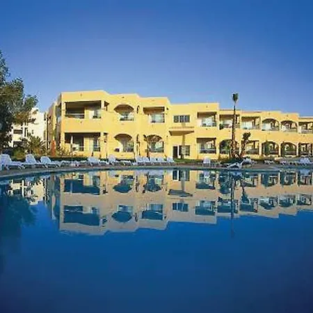 格鲁桑塔艾拉spa酒店（仅限成人入住） 圣埃乌拉利亚