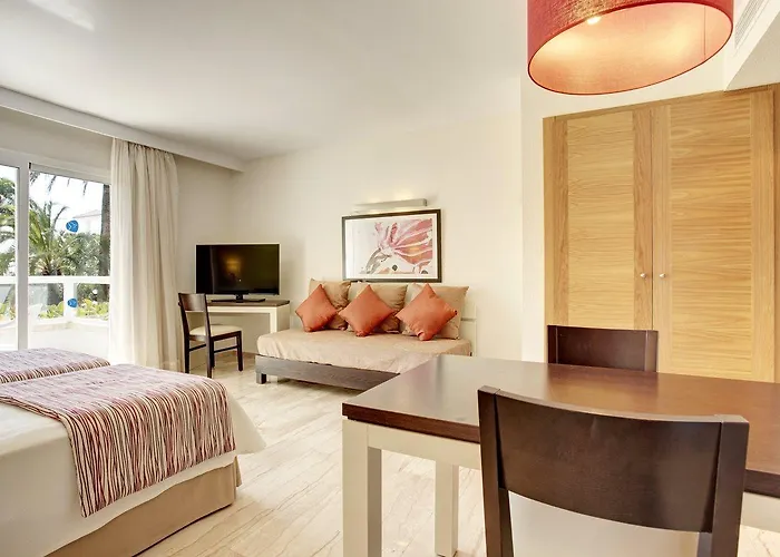 Grupotel Santa Eularia & - Adults Only Ξενοδοχείο 4*