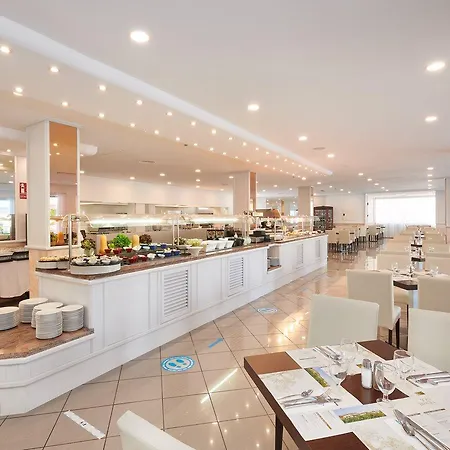 Grupotel Santa Eularia & - Adults Only מלון