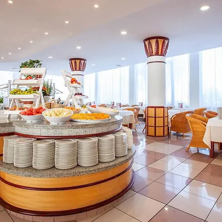 Grupotel Santa Eularia & - Adults Only מלון 4*