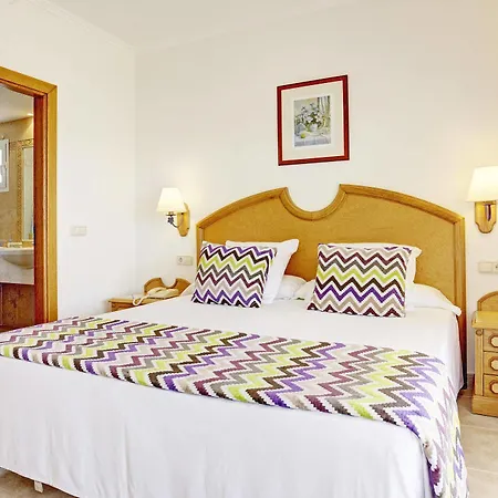 מלון Grupotel Santa Eularia & - Adults Only סנטה אאולריה דס ריו