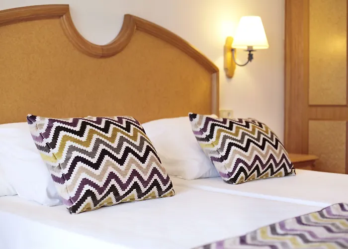 Hotel Grupotel Santa Eulària&spa - Adults Only 4*